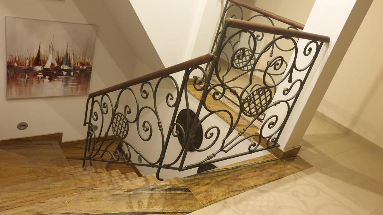 Villa Taan Royal Реваль Экстерьер фото